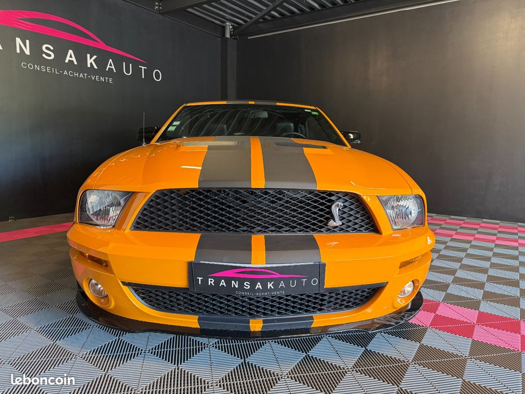 Ford mustang shelby v8 gt 500 - Photo 2