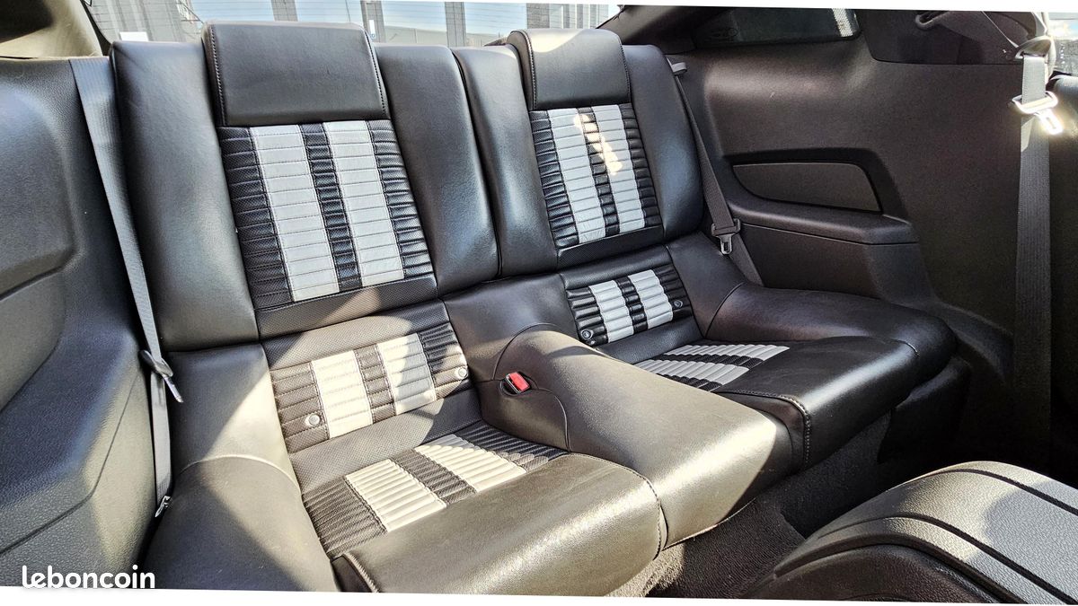 Ford Mustang SHELBY GT500 - Photo 7