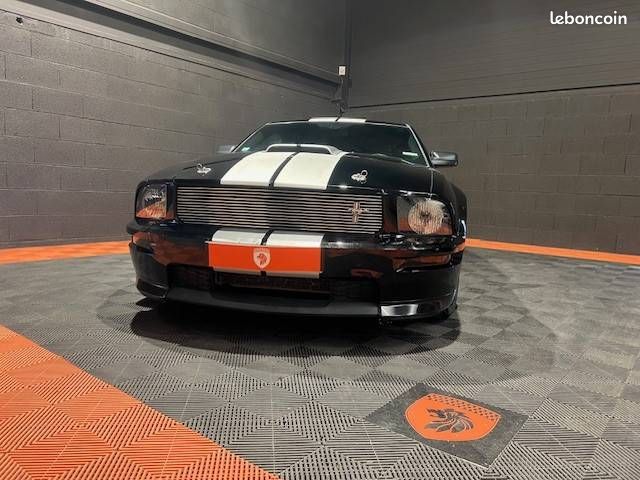 Ford Mustang Fastback 4.6 v8 325 ch Shelby GT350 - Photo 2