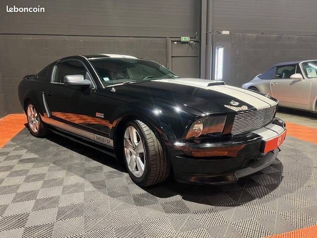 Ford Mustang Fastback 4.6 v8 325 ch Shelby GT350 - Photo 3