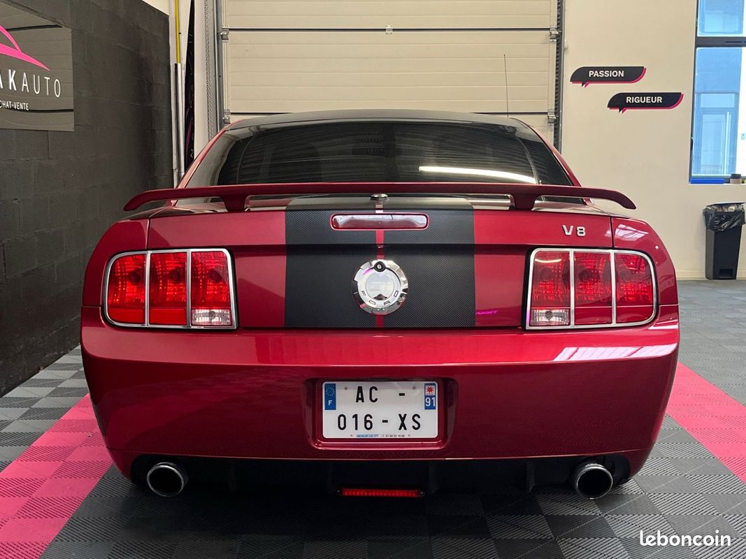 Ford Mustang GTCS 4.6 V8 - Photo 4