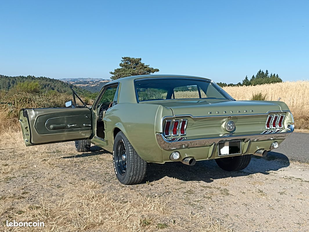 Ford mustang coupé 1967 - Photo 2