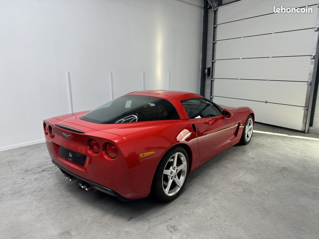 Chevrolet Corvette C6 - Photo 2