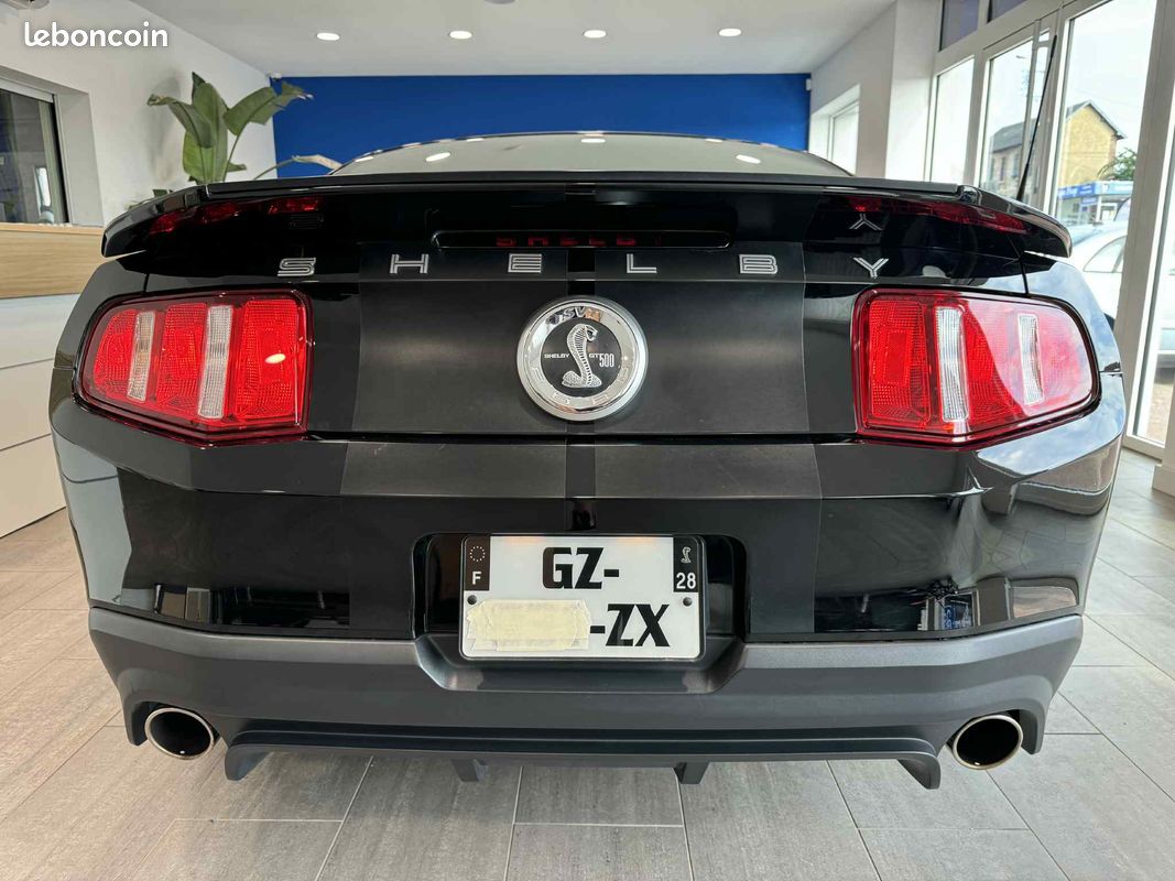 Ford Mustang Shelby GT500 - Photo 5