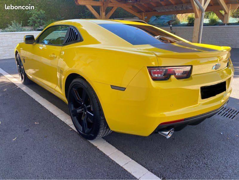 Chevrolet Camaro - Photo 2